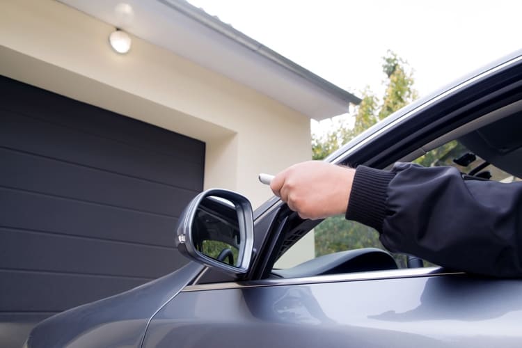 automatismes de portes de garage à CARPENTRAS